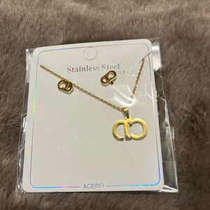 Acer Gold Stainless Steel Necklace Set